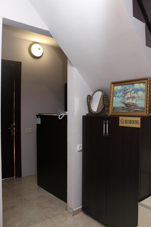 Hotel Peria Batumi Exterior foto