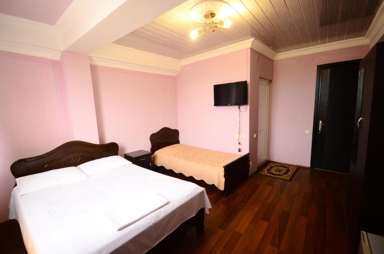 Hotel Peria Batumi Exterior foto